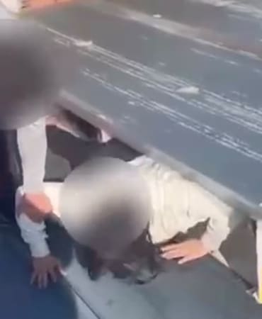 BURSA'DA ARANAN ŞAHIS ÇATIDA YAKALANDI