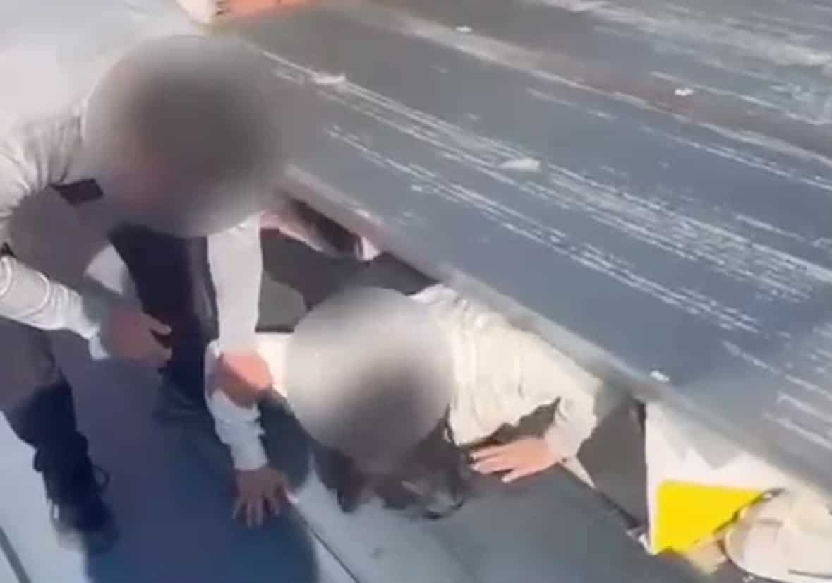BURSA'DA ARANAN ŞAHIS ÇATIDA YAKALANDI