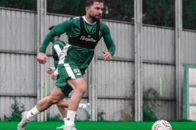 BURSASPOR, TRENDYOL 1. LİG’İN 13. HAFTASINDA SAHASINDA KARŞILAŞACAĞI BANDIRMASPOR MAÇININ HAZIRLIKLARIN SÜRDÜDÜ.
