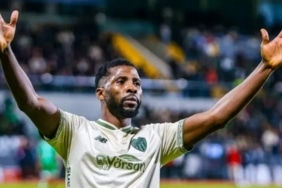 KELECHİ IHEANACHO, BURSASPOR’A TRANSFER SÜRECİNİ ANLATIRKEN YEŞİL-BEYAZLI TARAFTARA ÖZEL MESAJ VERDİ.