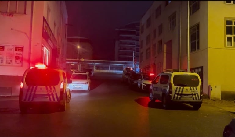 BURSA’DA HUSUMETLİ KAVGASI KANLI BİTTİ: 8 KURŞUNLA VURULAN KİŞİ HAYATINI KAYBETTİ