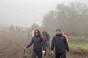 NİLÜFER BELEDİYESİ, CUMHURİYET’İN 103’ÜNCÜ YIL DÖNÜMÜNDE MYSİA YOLLARI’NDA DOĞA YÜRÜYÜŞÜ DÜZENLEDİ. GÜNGÖREN GÖLETİ’NDEN BAŞLAYAN 8 KİLOMETRELİK YÜRÜYÜŞ, ÜÇPINAR’DA TAMAMLANDI.